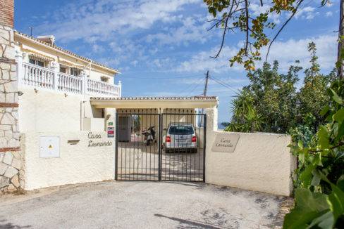 gorgeous-villa-for-sale-torreblanca-fuengirola-003-casa-leonardo-003