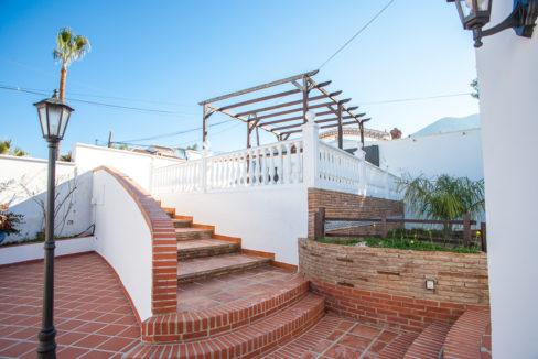 large-plot-for-sale-with-3-properties-mijas-025-IMG_1674